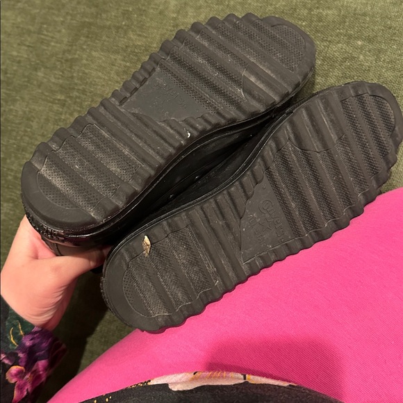 Black Leather/ fur   Converse - Picture 13 of 16